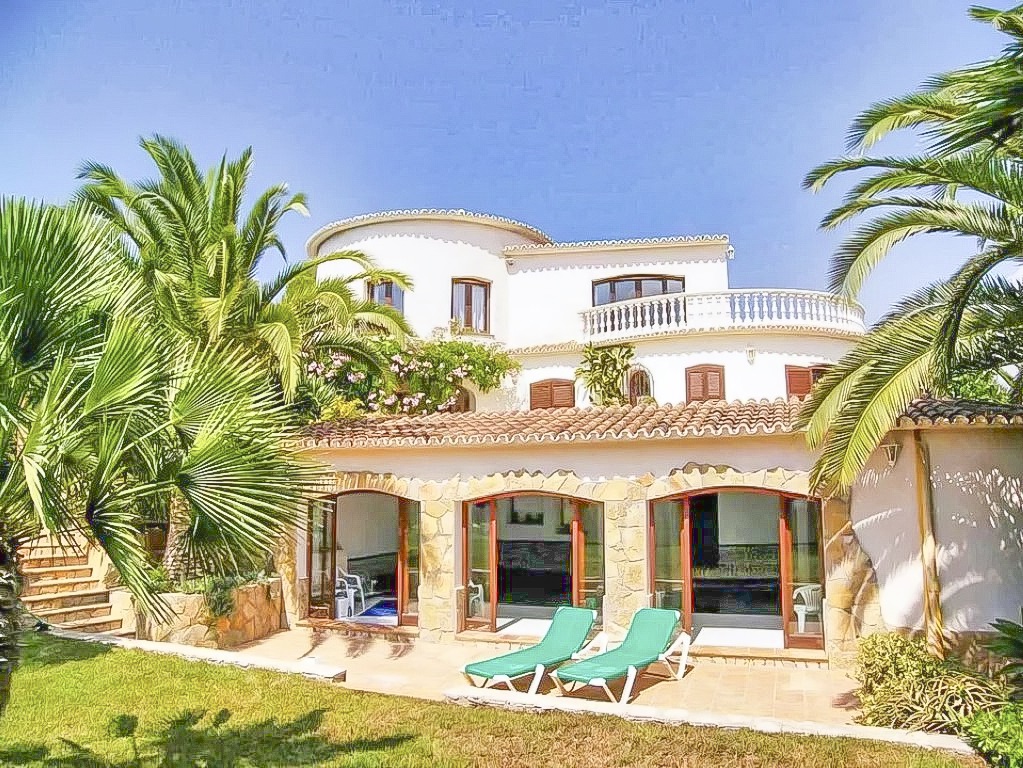 6372MOR Traditionele Spaanse villa op loopafstand van het strand van El Portet te Moraira