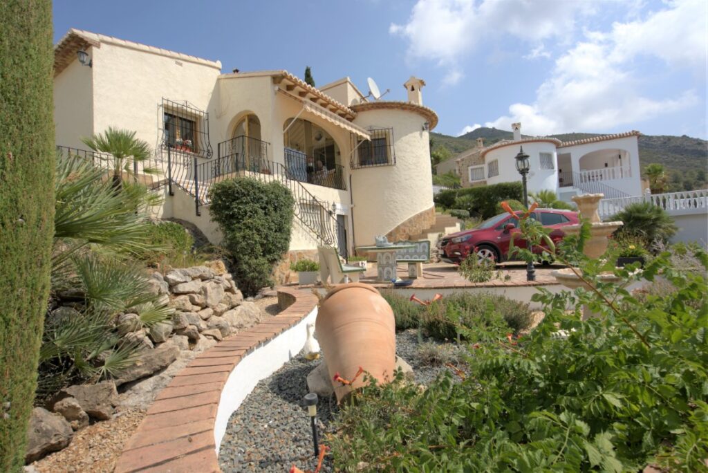 6331JAL Gelijkvloerse Spaanse traditionele villa te koop in Jalon